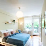 Apartman - Balcony - Large - Comfy