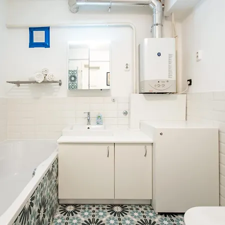 - Balcony - Large - Comfy בודפשט