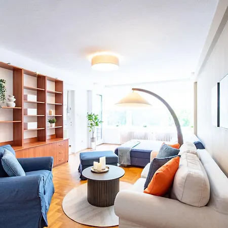 Appartement - Balcony - Large - Comfy