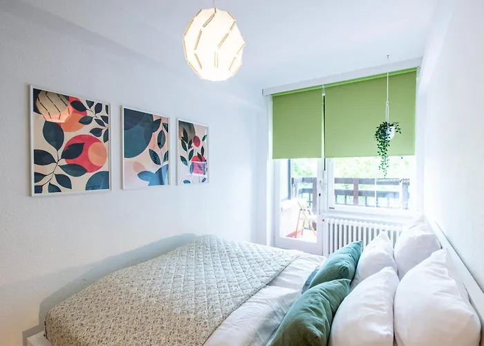 - Balcony - Large - Comfy Appartement
