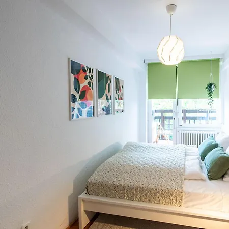 - Balcony - Large - Comfy Daire Budapeşte